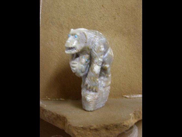 Picasso Marble gorilla & Baby