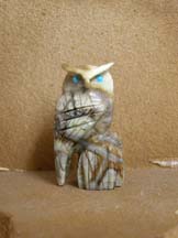 Zuni Carved Owl Fetish by Arvella Cheama